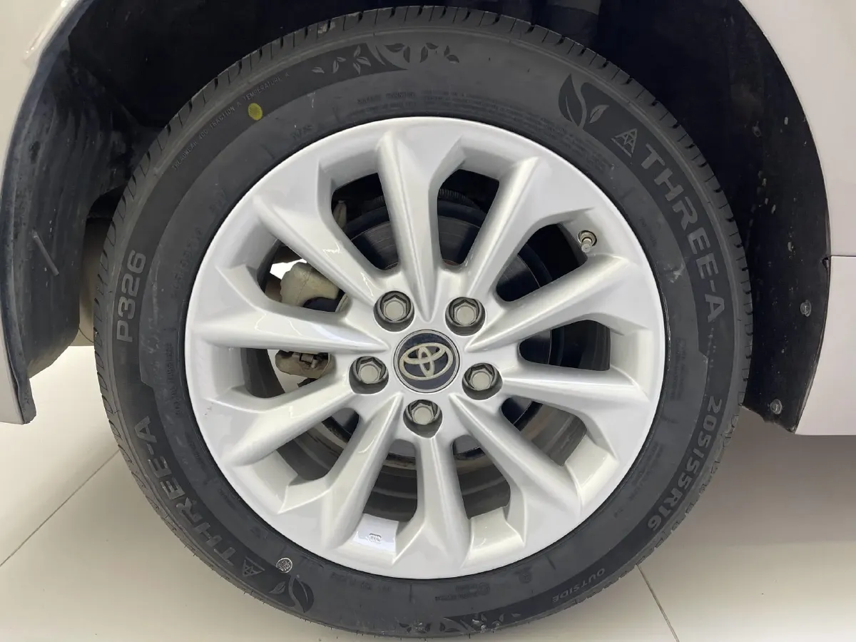 2021 Toyota Corolla 1.2T 116HP L4 CVT,autocango,china used car exporter,china ev exporter,chinese used car exporter,chinese used ev exporter