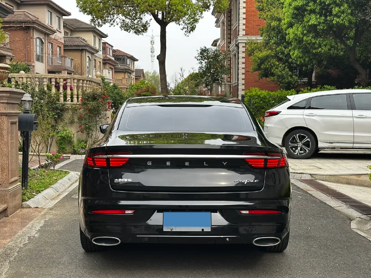 2021 Geely Preface 2.0T 190HP L4 7DCT,autocango,china used car exporter,china ev exporter,chinese used car exporter,chinese used ev exporter