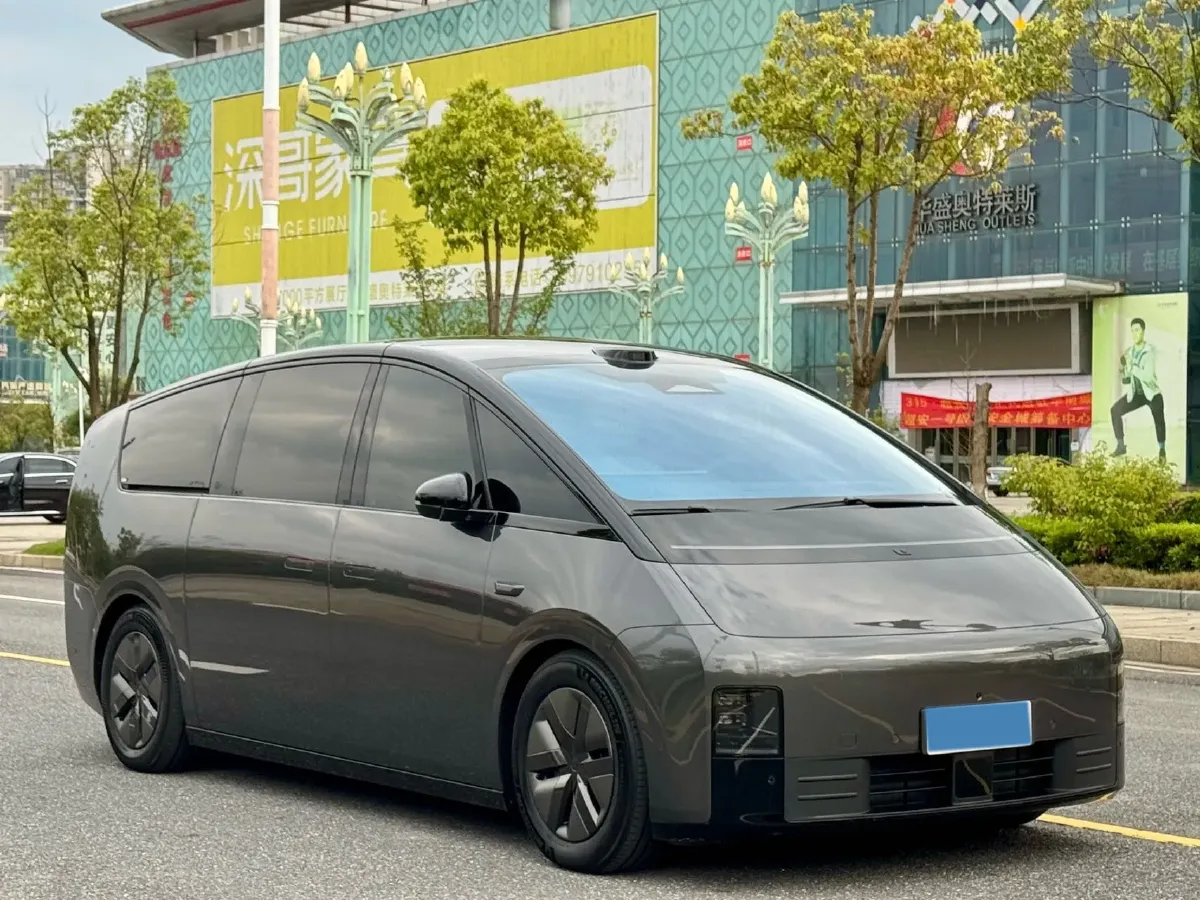 2025 Li MEGA BEV,autocango,china used car exporter,china ev exporter,chinese used car exporter,chinese used ev exporter