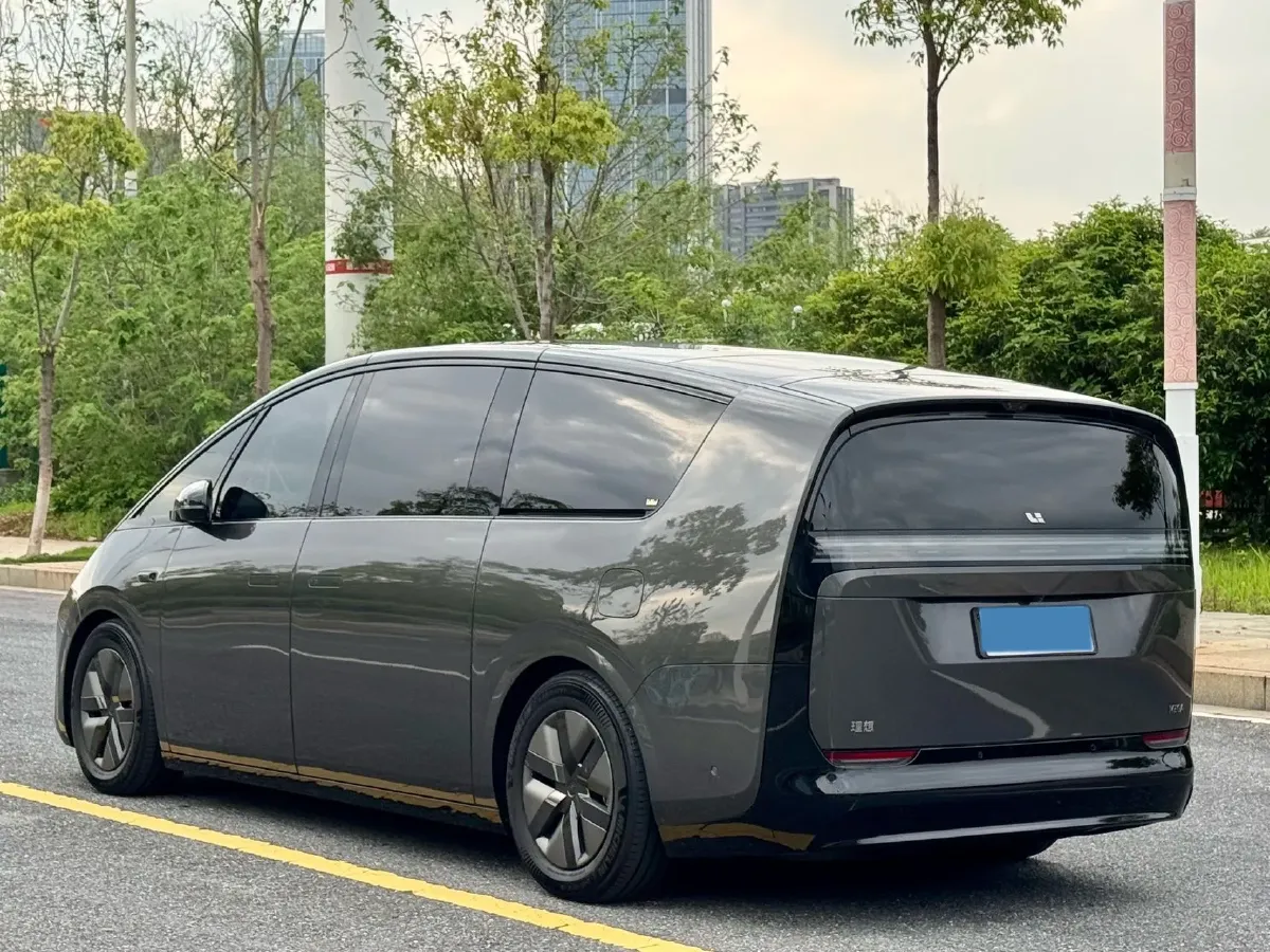 2025 Li MEGA BEV,autocango,china used car exporter,china ev exporter,chinese used car exporter,chinese used ev exporter