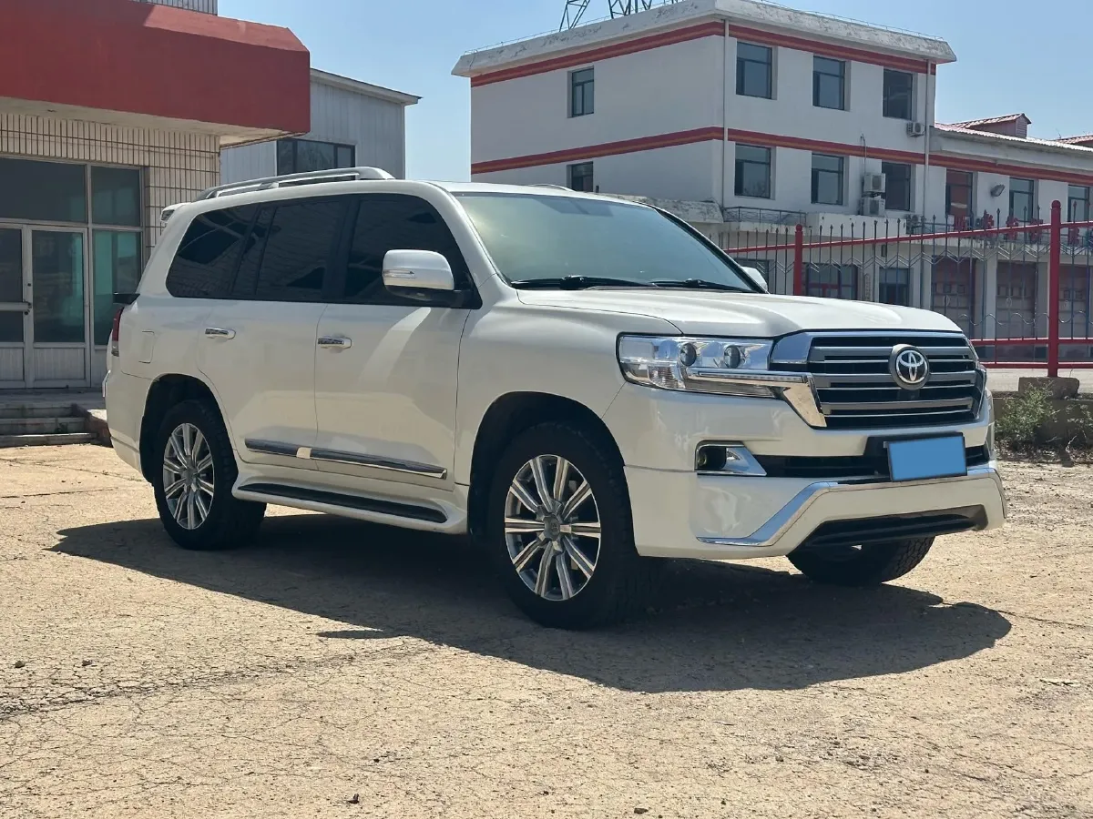 2019 Chevrolet Trax 1.0T 125HP L3 6AT,autocango,china used car exporter,china ev exporter,chinese used car exporter,chinese used ev exporter