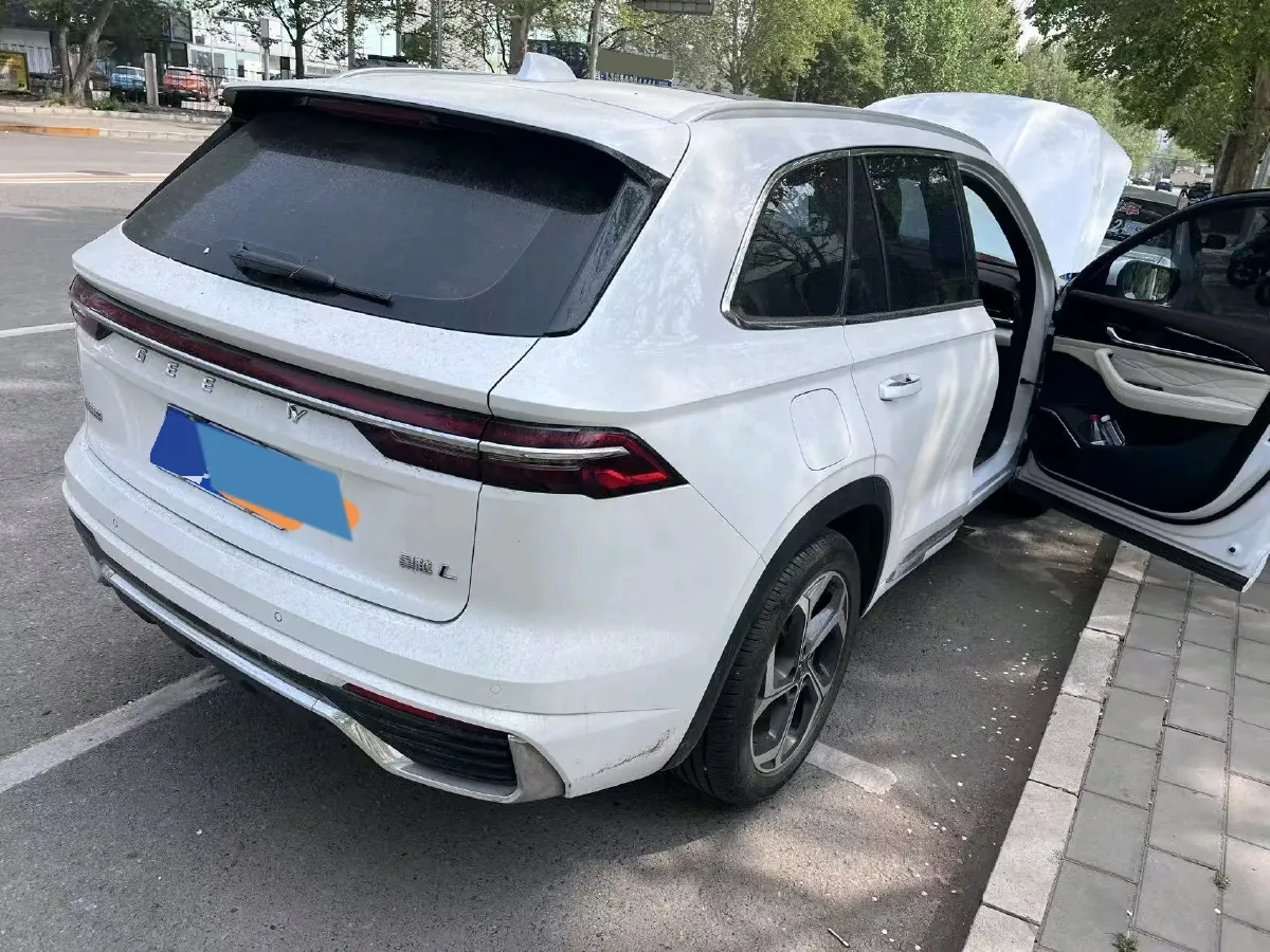 2021 Geely Monjaro 2.0T 218HP L4 7DCT,autocango,china used car exporter,china ev exporter,chinese used car exporter,chinese used ev exporter