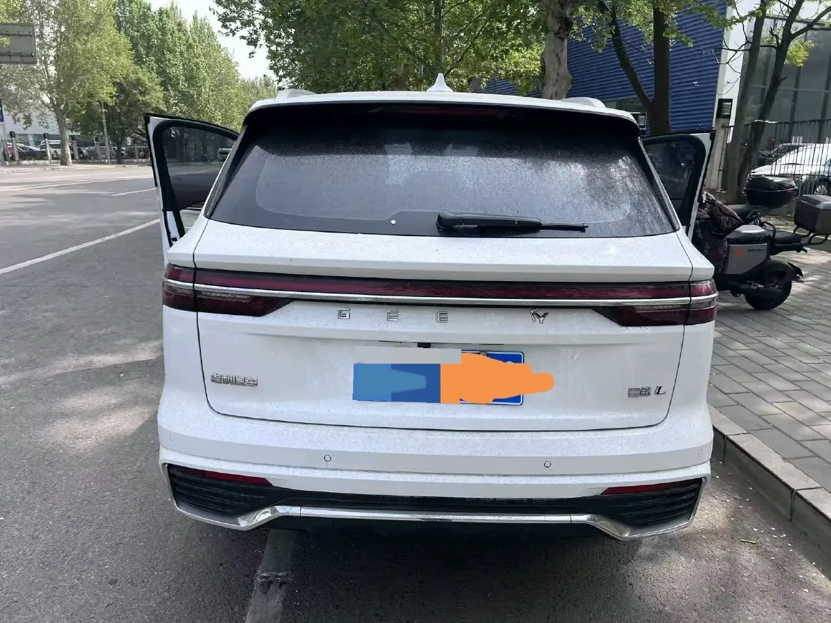 2021 Geely Monjaro 2.0T 218HP L4 7DCT,autocango,china used car exporter,china ev exporter,chinese used car exporter,chinese used ev exporter