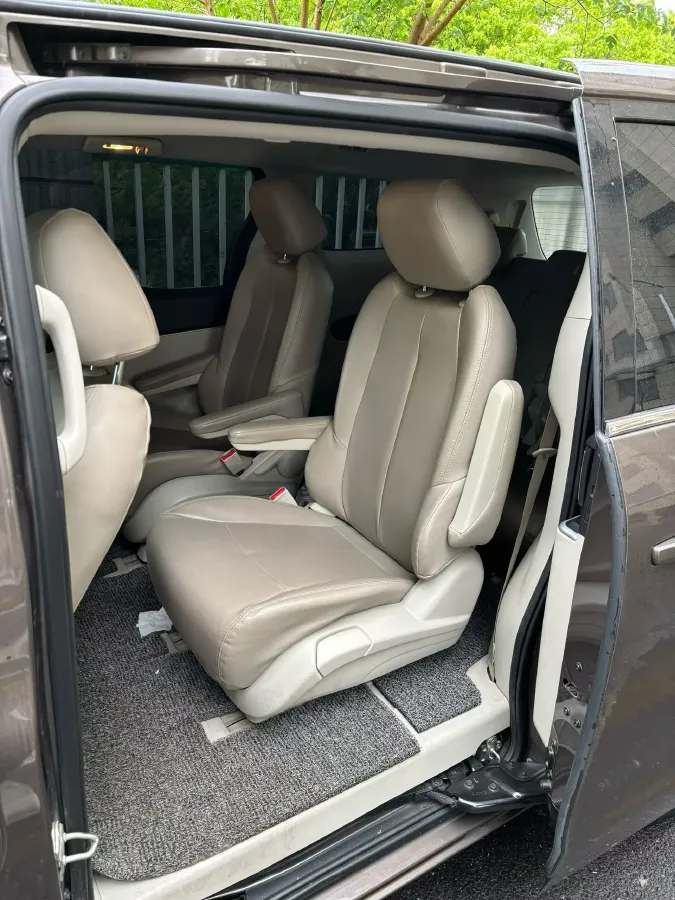 2022 Buick GL8 2.0T 237HP L4 9AT,autocango,china used car exporter,china ev exporter,chinese used car exporter,chinese used ev exporter