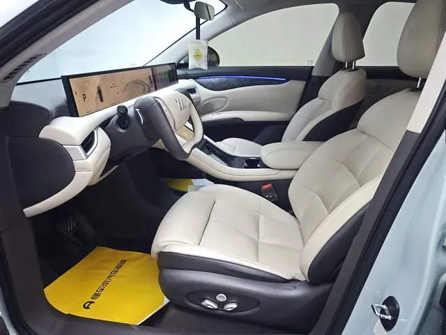 2023 IM LS6 BEV 100KWH,autocango,china used car exporter,china ev exporter,chinese used car exporter,chinese used ev exporter