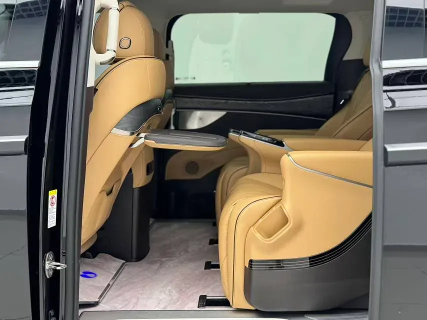 2024 Denza D9 1.5T 139HP L4 E-CVT PHEV 40KWH,autocango,china used car exporter,china ev exporter,chinese used car exporter,chinese used ev exporter