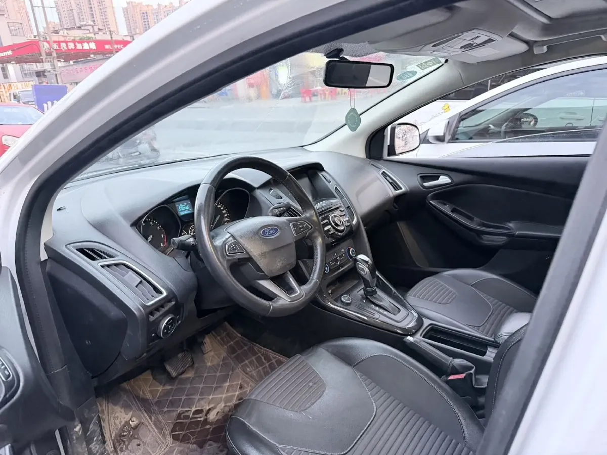 2017 Ford Focus 1.6L 125HP L4 6DCT,autocango,china used car exporter,china ev exporter,chinese used car exporter,chinese used ev exporter