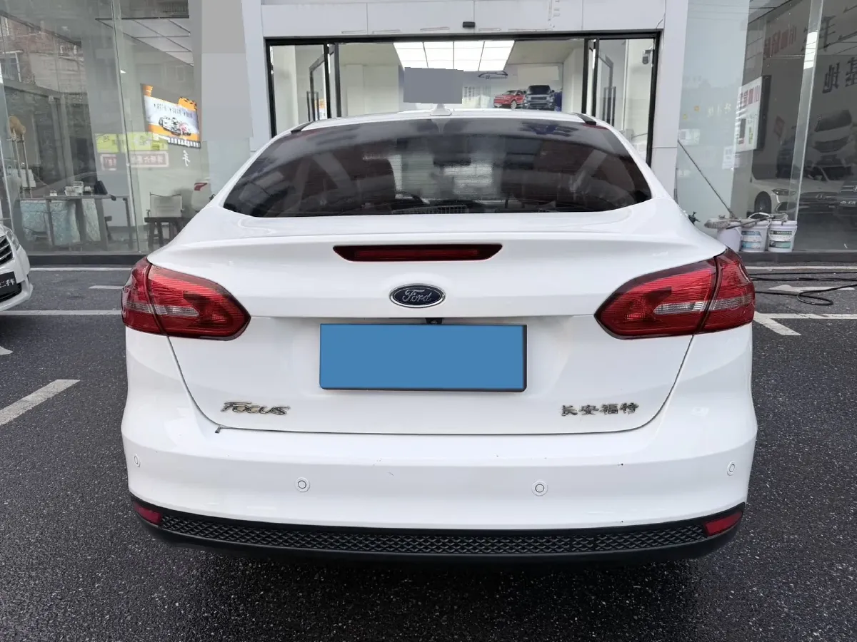 2017 Ford Focus 1.6L 125HP L4 6DCT,autocango,china used car exporter,china ev exporter,chinese used car exporter,chinese used ev exporter