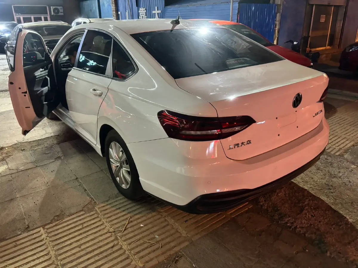 2024 Volkswagen Lavida 1.5L 110HP L4 6AT,autocango,china used car exporter,china ev exporter,chinese used car exporter,chinese used ev exporter