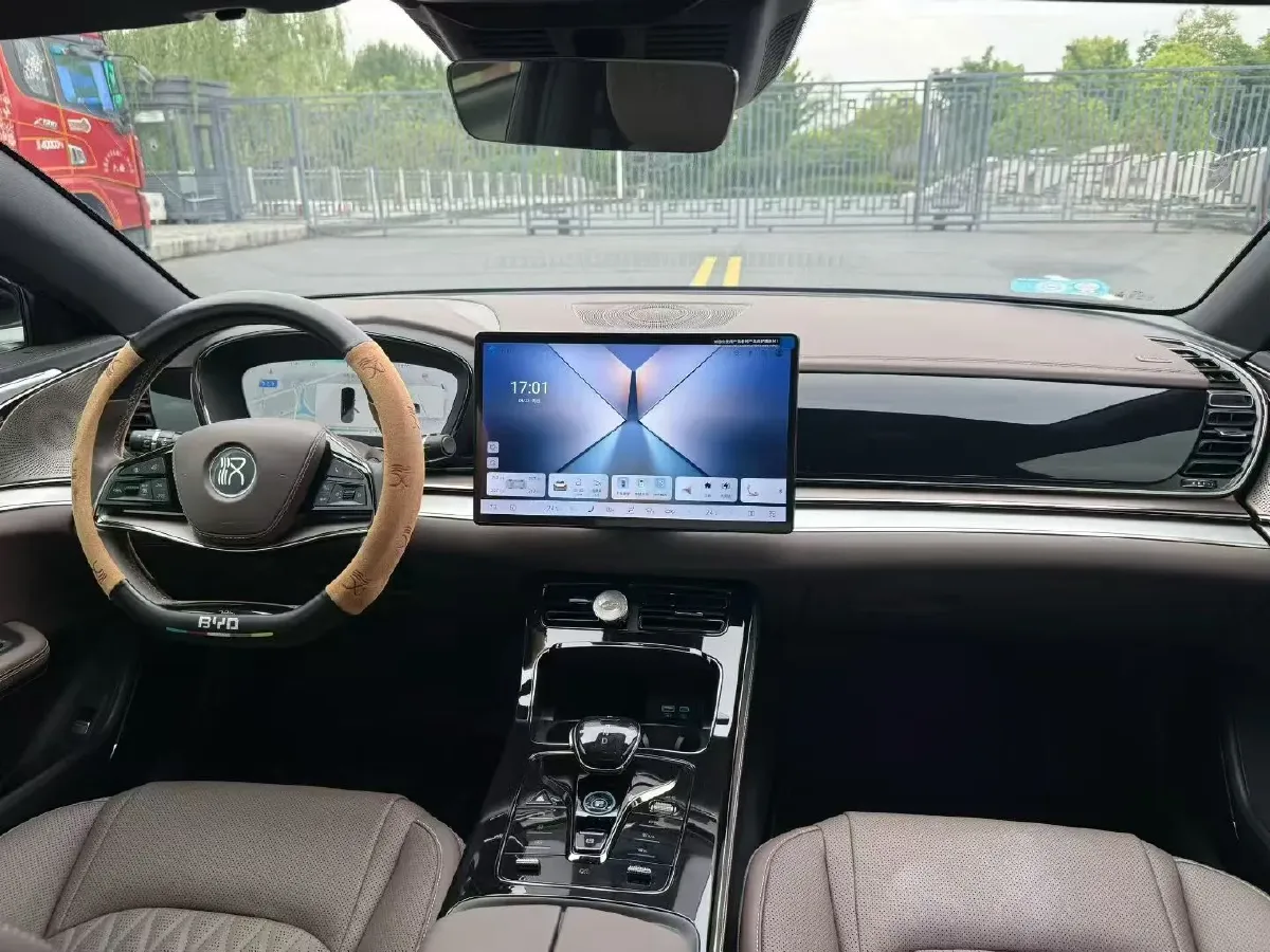 2023 BYD Han BEV 60.48KWH,autocango,china used car exporter,china ev exporter,chinese used car exporter,chinese used ev exporter