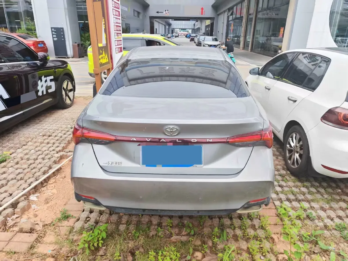 2019 Toyota Avalon 2.0L 178HP L4 CVT,autocango,china used car exporter,china ev exporter,chinese used car exporter,chinese used ev exporter
