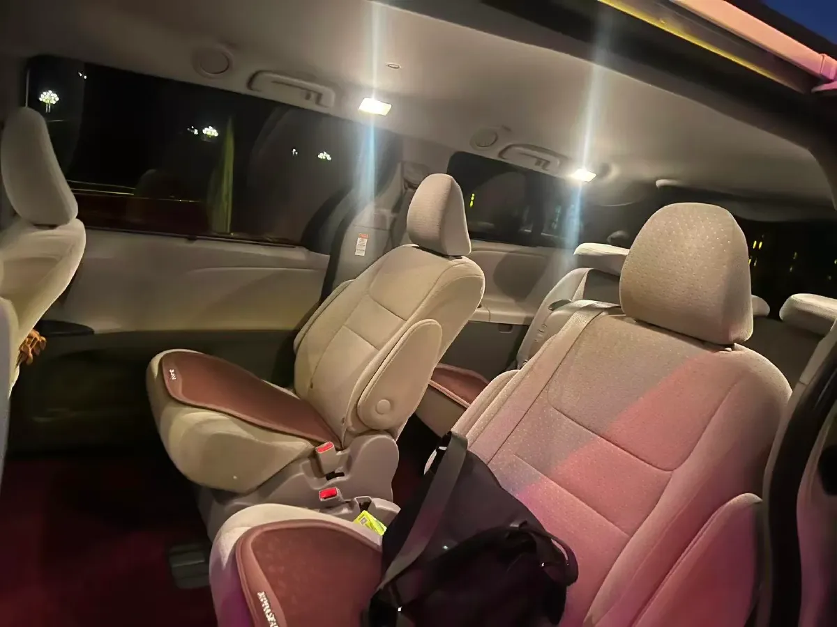 2019 Toyota Camry 2.0L 178HP L4 CVT,autocango,china used car exporter,china ev exporter,chinese used car exporter,chinese used ev exporter