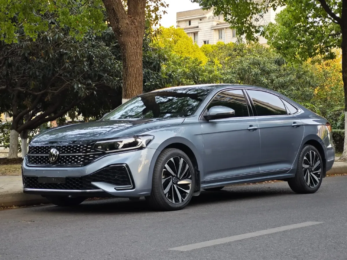 2022 Skoda Kodiak GT 2.0T 186HP L4 7DCT,autocango,china used car exporter,china ev exporter,chinese used car exporter,chinese used ev exporter