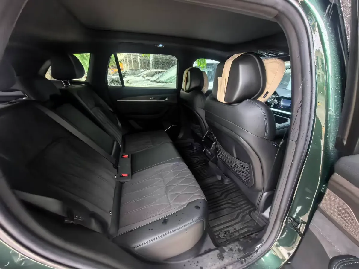 2025 Geely Monjaro 2.0T 238HP L4 8AT,autocango,china used car exporter,china ev exporter,chinese used car exporter,chinese used ev exporter