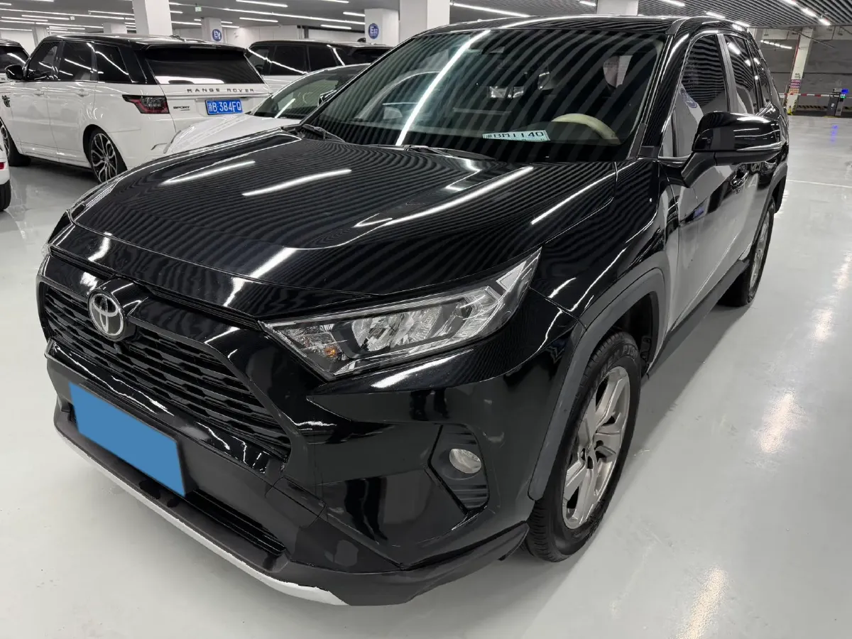 2021 Toyota RAV4 2.0L 171HP L4 CVT,autocango,china used car exporter,china ev exporter,chinese used car exporter,chinese used ev exporter