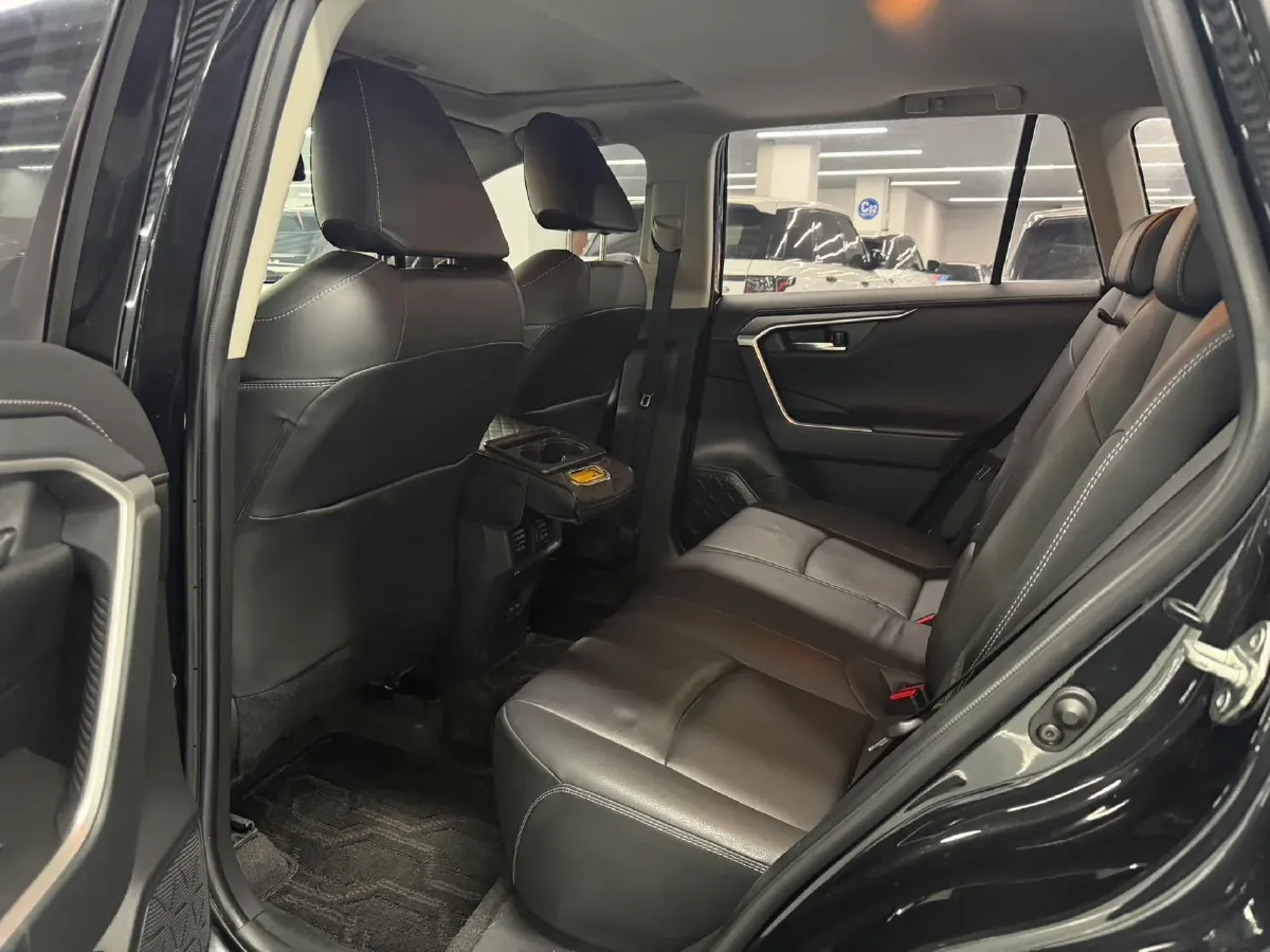 2021 Toyota RAV4 2.0L 171HP L4 CVT,autocango,china used car exporter,china ev exporter,chinese used car exporter,chinese used ev exporter