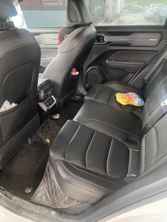 2025 Geely Cowboy 1.5T 181HP L4 7DCT,autocango,china used car exporter,china ev exporter,chinese used car exporter,chinese used ev exporter