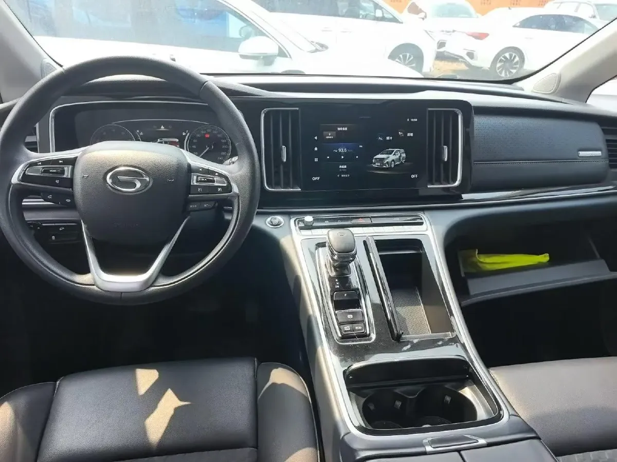 2023 GAC Trumpchi M8 2.0T 252HP L4 8AT,autocango,china used car exporter,china ev exporter,chinese used car exporter,chinese used ev exporter