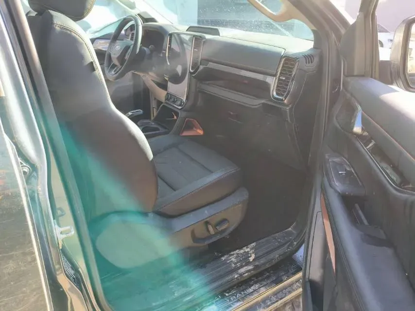 2023 Ford Ranger 2.3T 258HP L4 8AT,autocango,china used car exporter,china ev exporter,chinese used car exporter,chinese used ev exporter