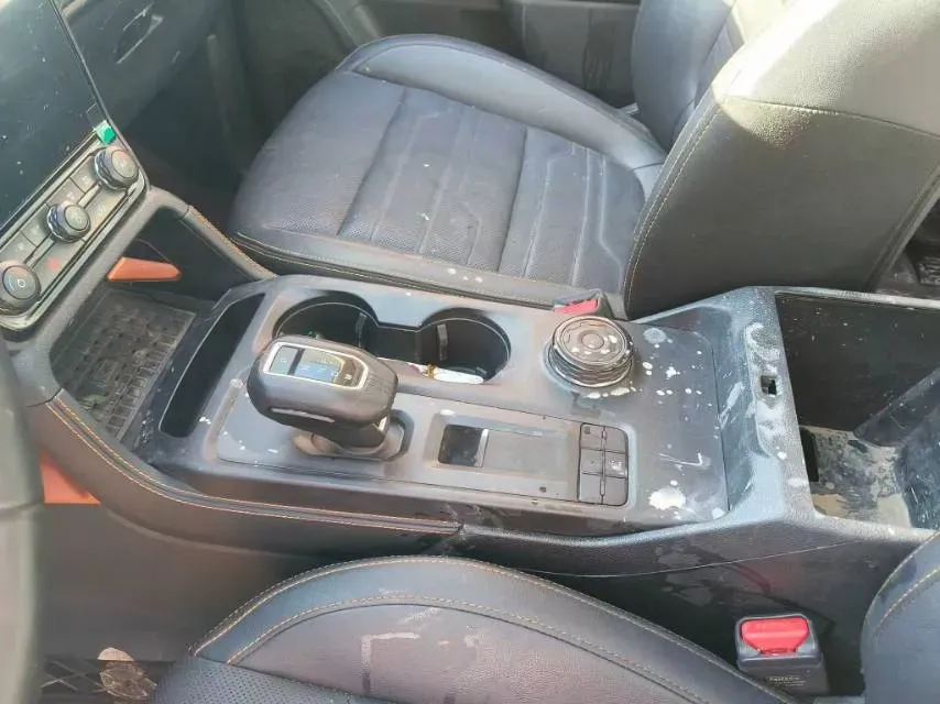 2023 Ford Ranger 2.3T 258HP L4 8AT,autocango,china used car exporter,china ev exporter,chinese used car exporter,chinese used ev exporter