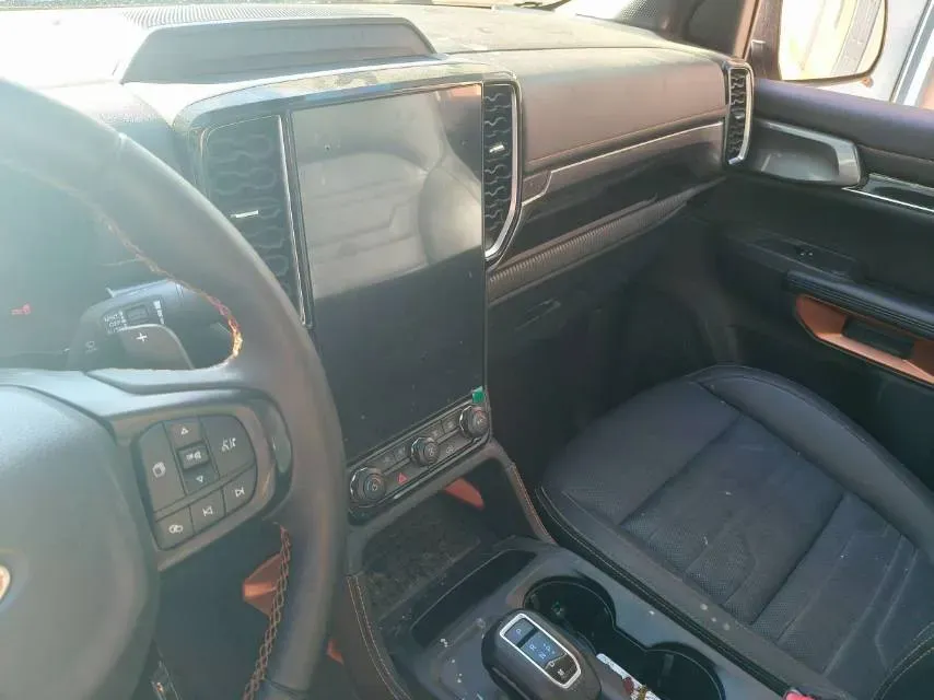 2023 Ford Ranger 2.3T 258HP L4 8AT,autocango,china used car exporter,china ev exporter,chinese used car exporter,chinese used ev exporter