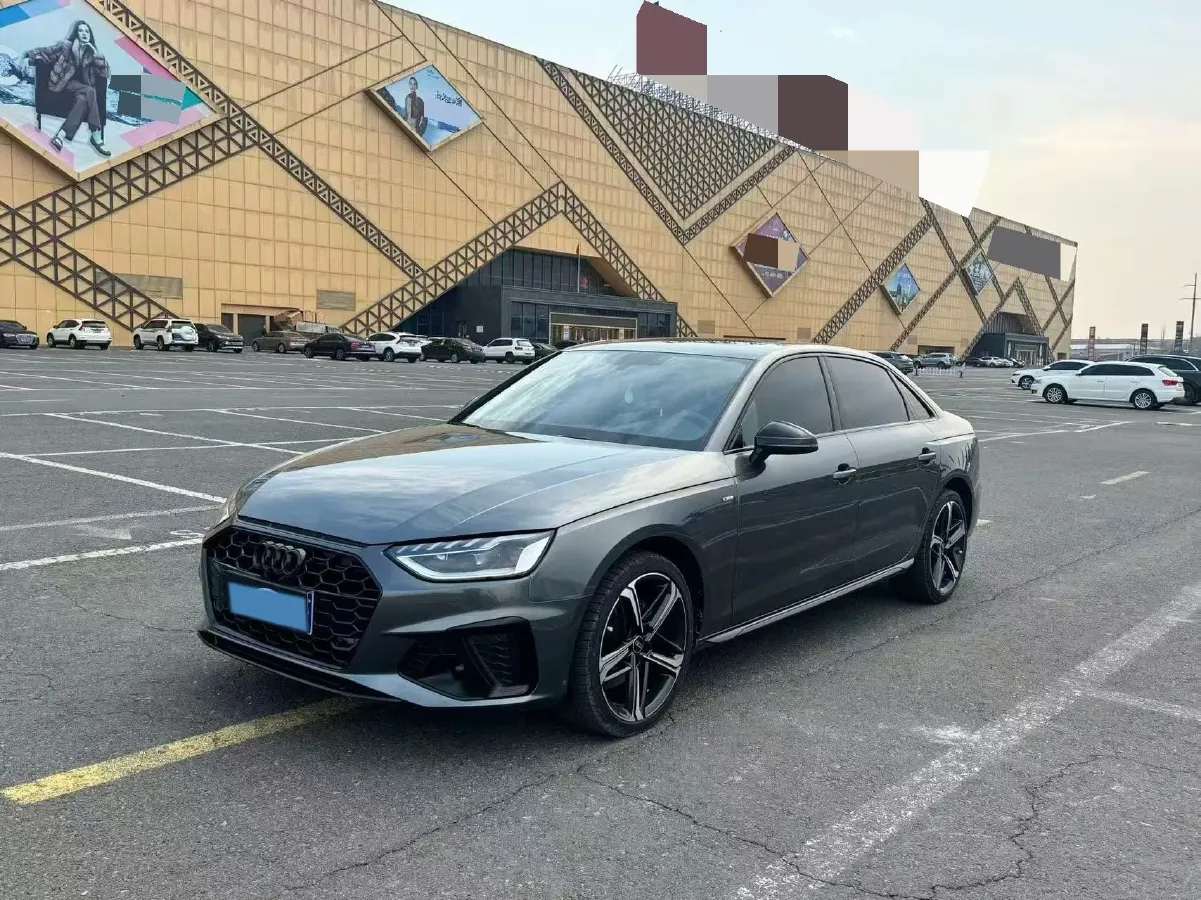 2024 Audi A4L 2.0T 190HP L4 7DCT,autocango,china used car exporter,china ev exporter,chinese used car exporter,chinese used ev exporter