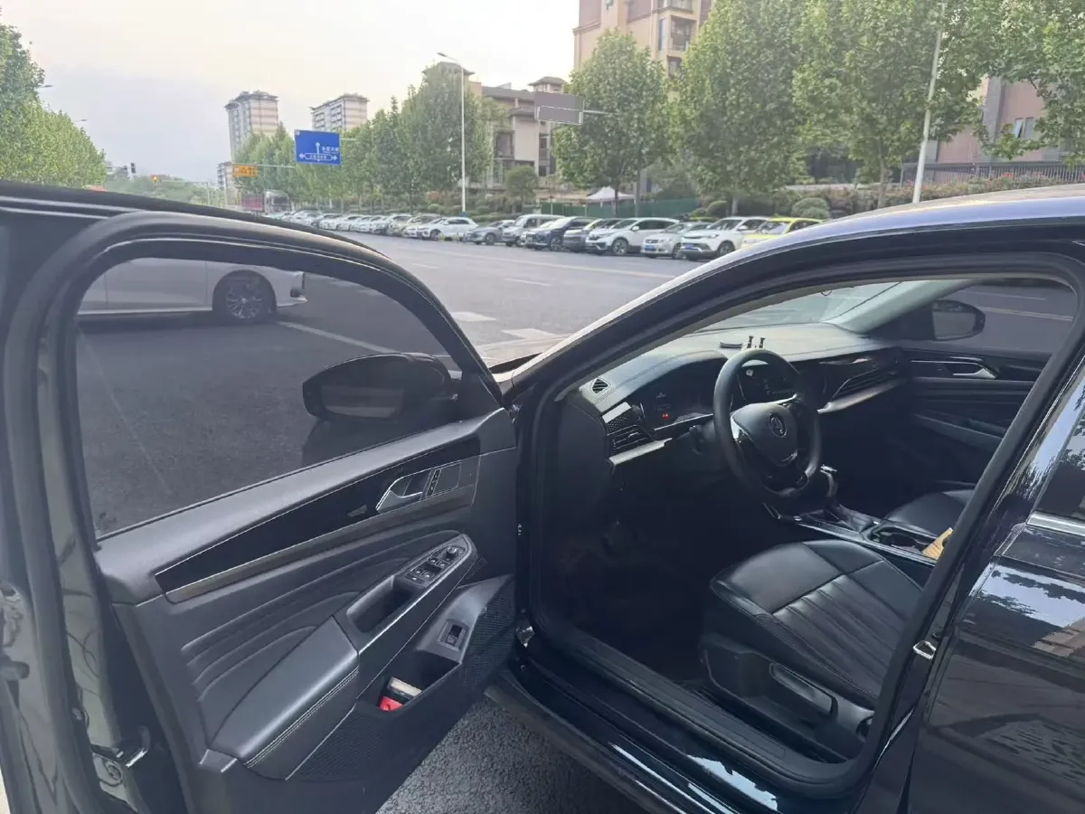 2020 Volkswagen Passat 1.4T 150HP L4 7DCT,autocango,china used car exporter,china ev exporter,chinese used car exporter,chinese used ev exporter