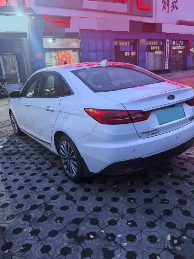 2019 Ford Escort 1.0T 128HP L3 6AT,autocango,china used car exporter,china ev exporter,chinese used car exporter,chinese used ev exporter
