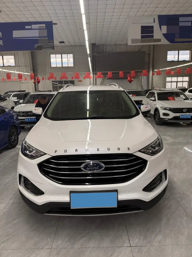 2020 Ford Edge 2.0T 245HP L4 8AT,autocango,china used car exporter,china ev exporter,chinese used car exporter,chinese used ev exporter