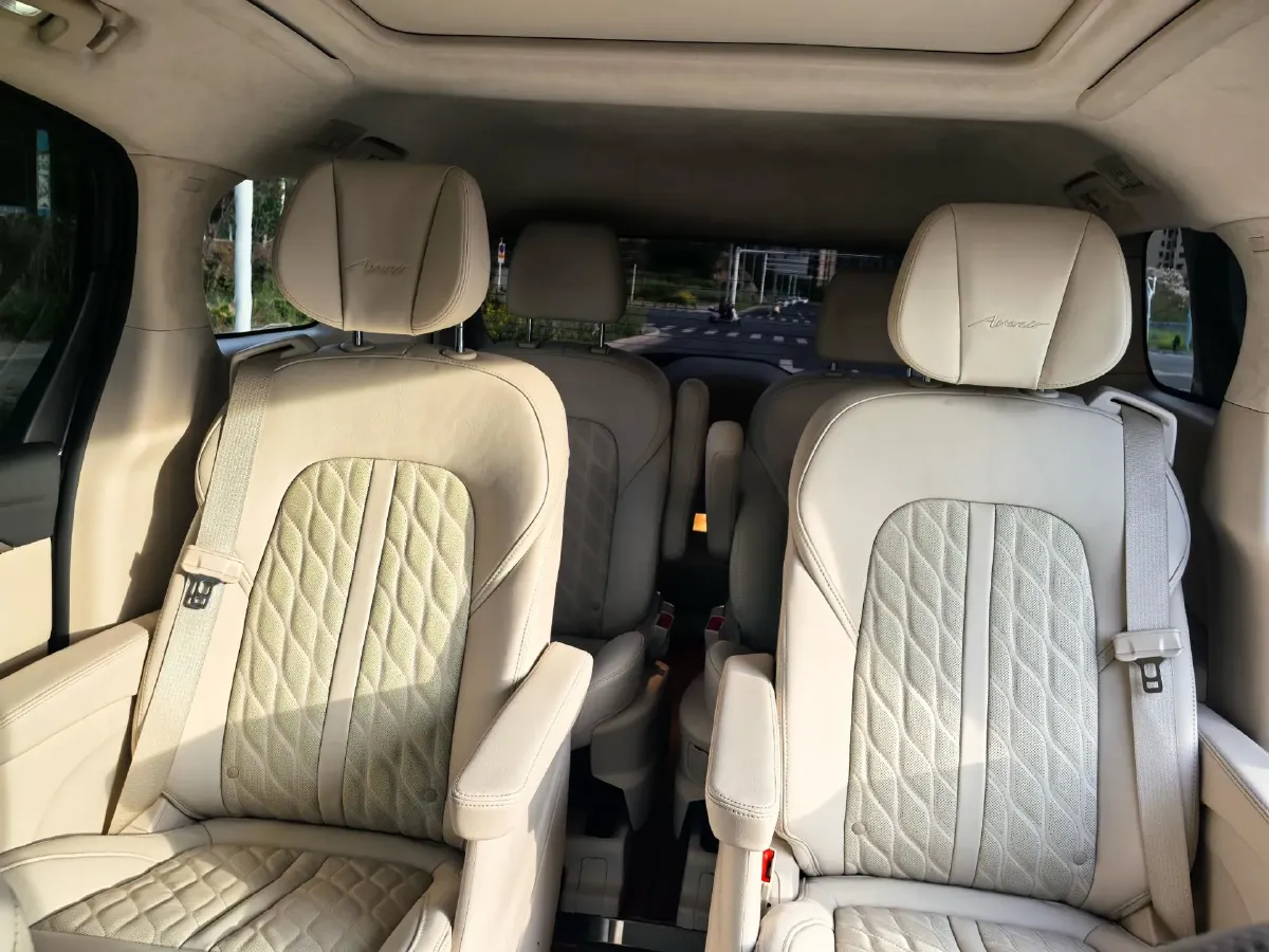 2021 Buick GL8 2.0T 237HP L4 9AT,autocango,china used car exporter,china ev exporter,chinese used car exporter,chinese used ev exporter