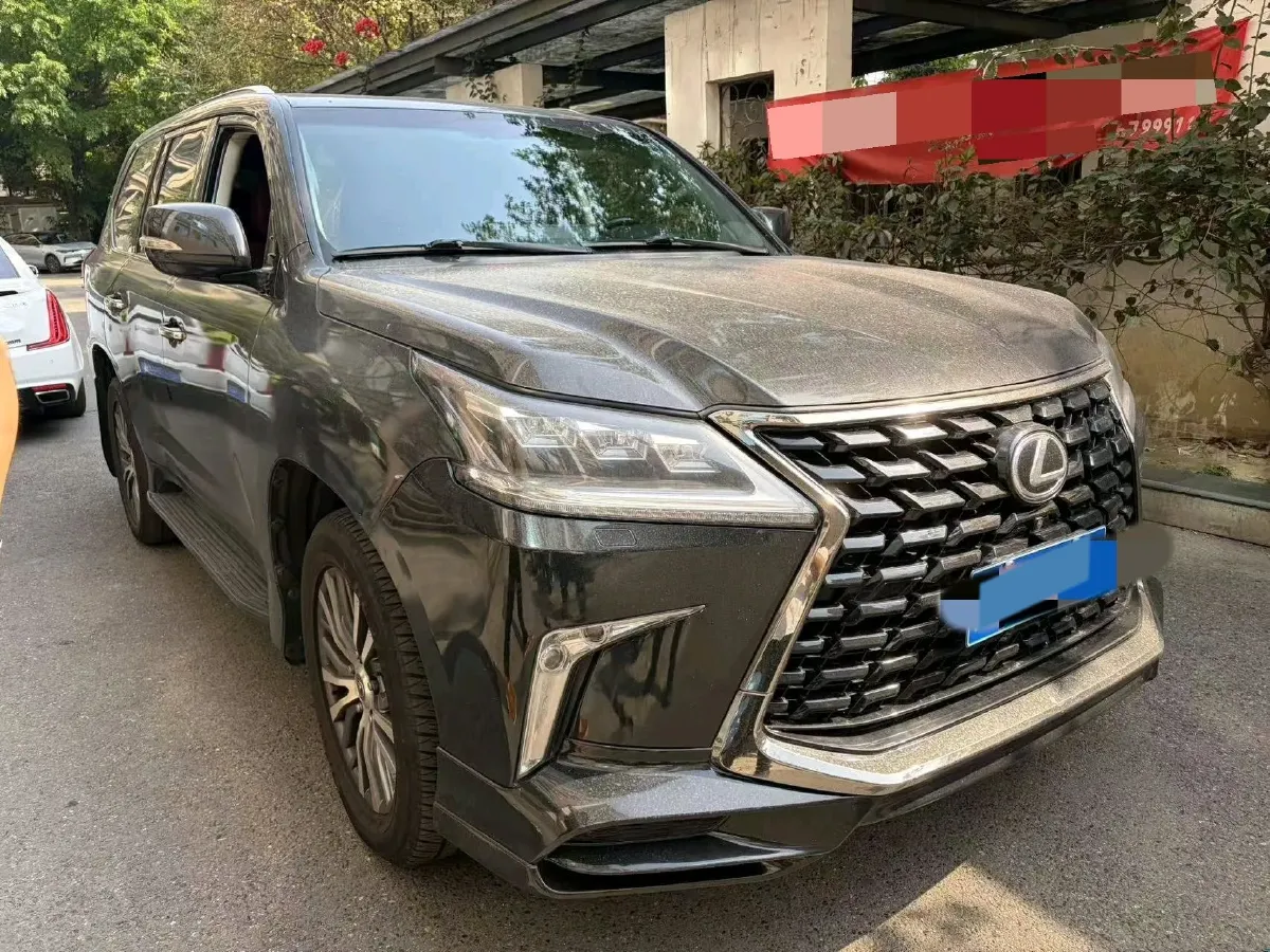 2017 Lexus LX 5.7L 367HP V8 8AT,autocango,china used car exporter,china ev exporter,chinese used car exporter,chinese used ev exporter