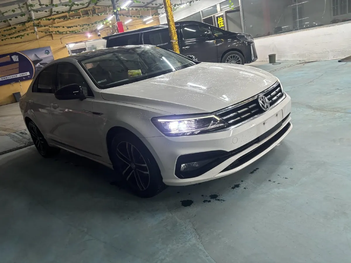 2019 Volkswagen Passat 1.4T 150HP L4 7DCT,autocango,china used car exporter,china ev exporter,chinese used car exporter,chinese used ev exporter