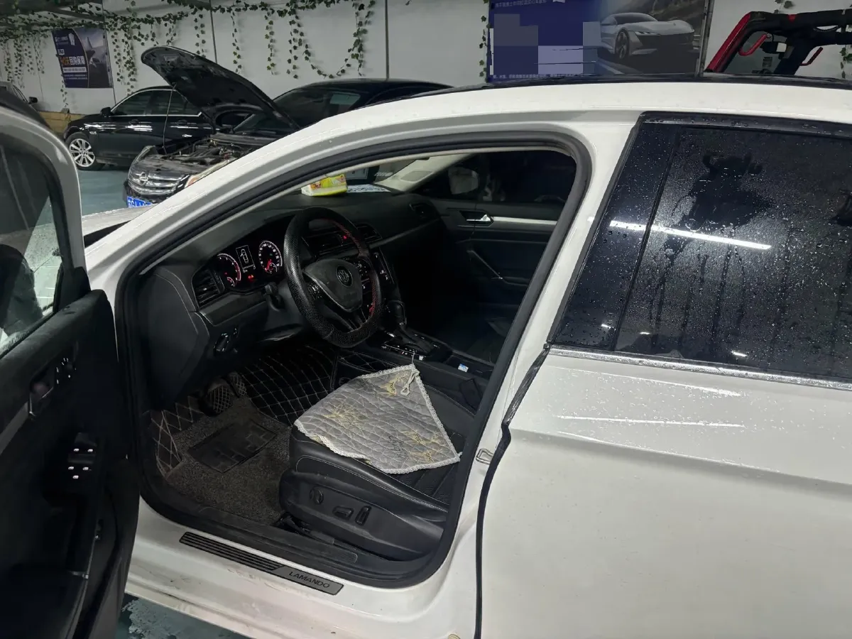 2019 Volkswagen Passat 1.4T 150HP L4 7DCT,autocango,china used car exporter,china ev exporter,chinese used car exporter,chinese used ev exporter