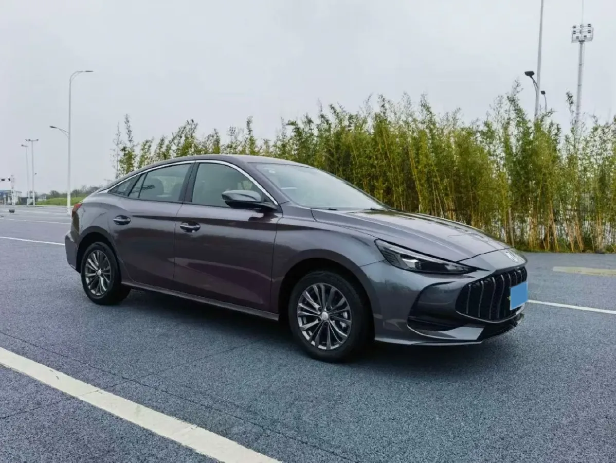 2025 MG 5 1.5L 129HP L4 CVT,autocango,china used car exporter,china ev exporter,chinese used car exporter,chinese used ev exporter