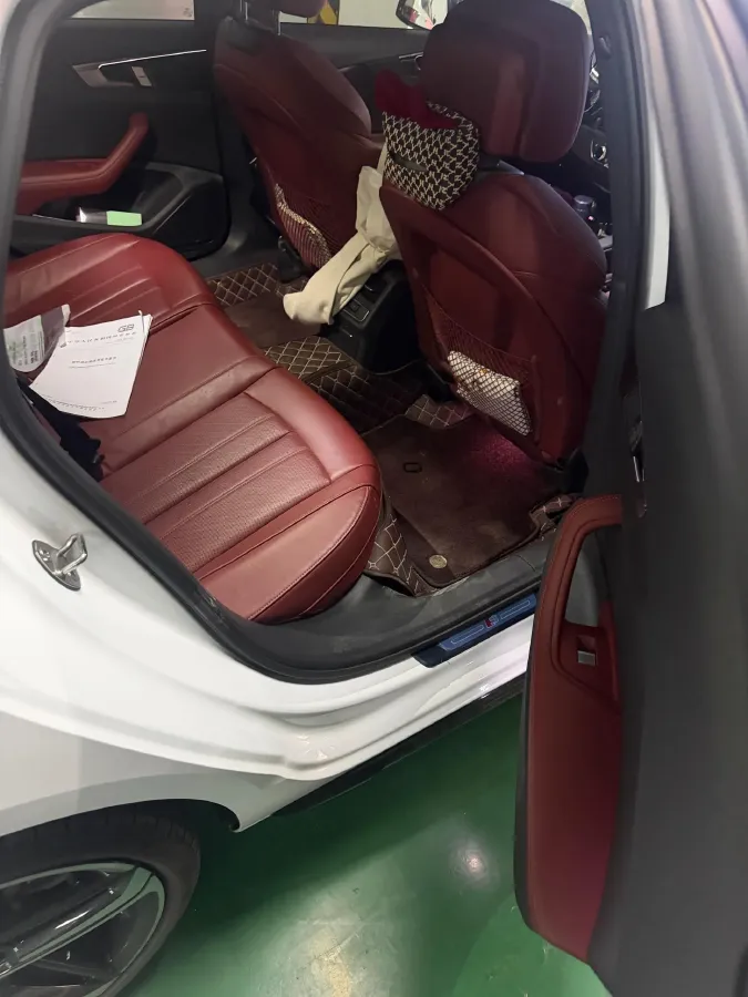 2024 Audi A4L 2.0T 190HP L4 7DCT,autocango,china used car exporter,china ev exporter,chinese used car exporter,chinese used ev exporter