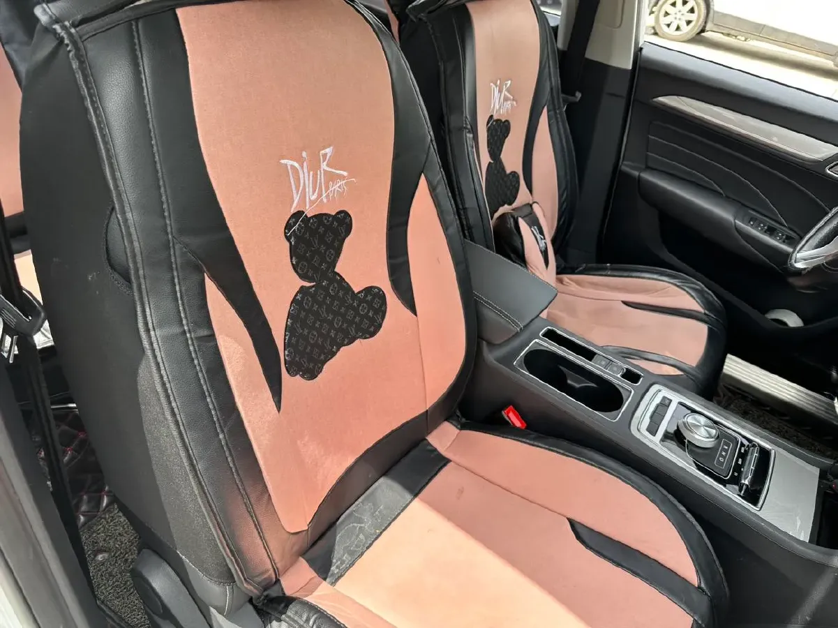 2019 Roewe i6 1.5T 169HP L4 AMT PHEV 9.1KWH,autocango,china used car exporter,china ev exporter,chinese used car exporter,chinese used ev exporter