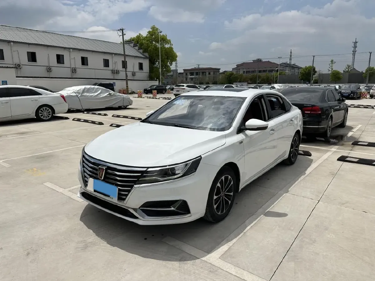 2019 Roewe i6 1.5T 169HP L4 AMT PHEV 9.1KWH,autocango,china used car exporter,china ev exporter,chinese used car exporter,chinese used ev exporter