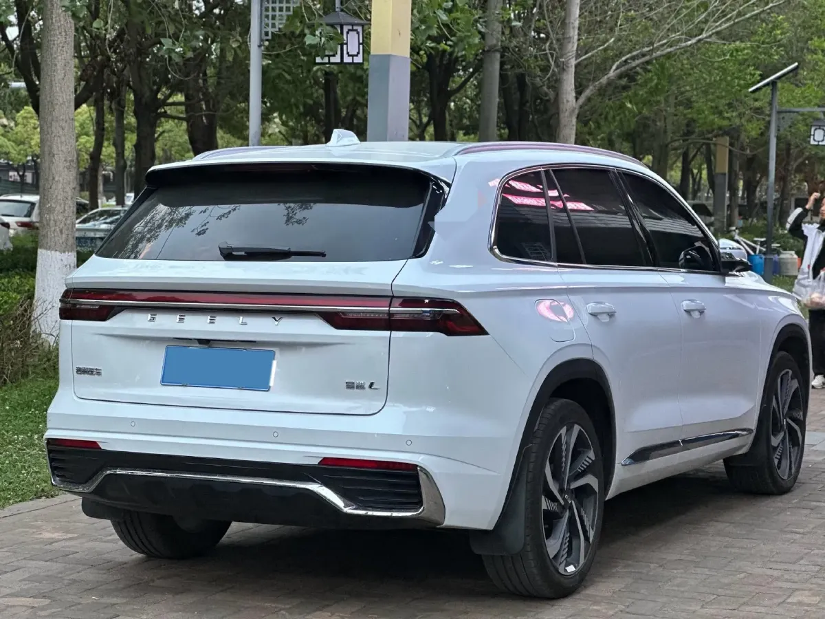 2023 Geely Monjaro 2.0T 238HP L4 8AT,autocango,china used car exporter,china ev exporter,chinese used car exporter,chinese used ev exporter