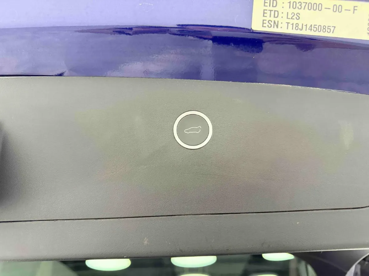 2017 Tesla Model X BEV 100KWH,autocango,china used car exporter,china ev exporter,chinese used car exporter,chinese used ev exporter