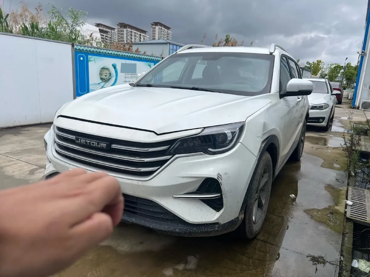 2020 Jetour X70M 1.5T 156HP L4 6DCT,autocango,china used car exporter,china ev exporter,chinese used car exporter,chinese used ev exporter