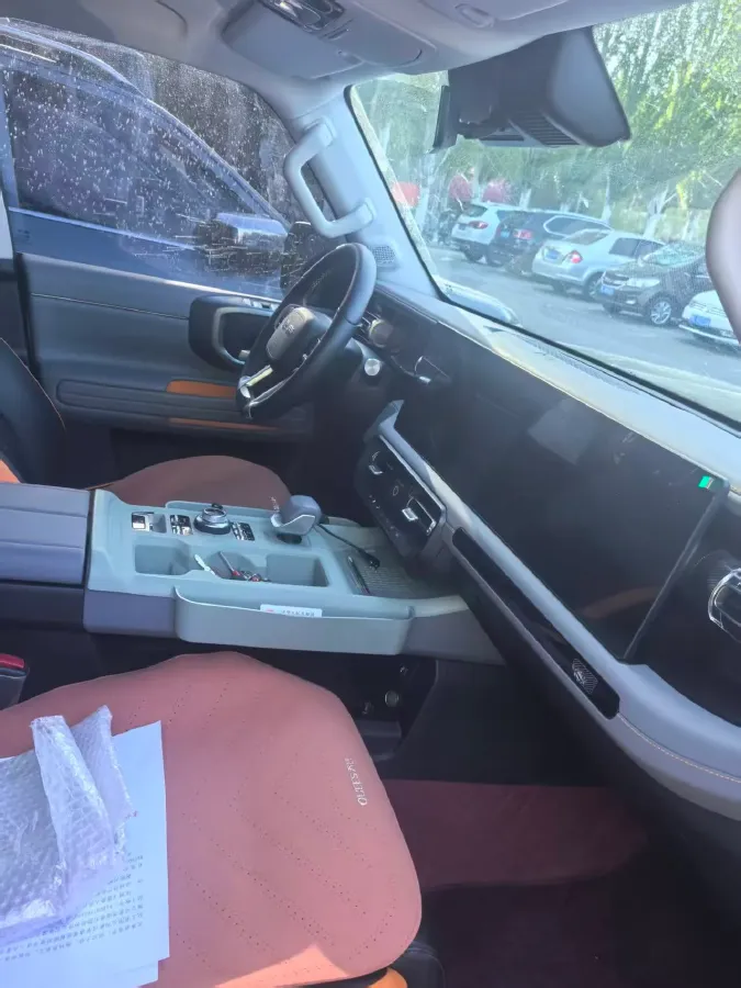 2024 Beijing BJ40 2.0T 163HP L4 8AT,autocango,china used car exporter,china ev exporter,chinese used car exporter,chinese used ev exporter