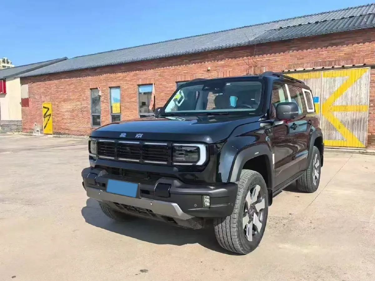 2024 Beijing BJ40 2.0T 163HP L4 8AT,autocango,china used car exporter,china ev exporter,chinese used car exporter,chinese used ev exporter