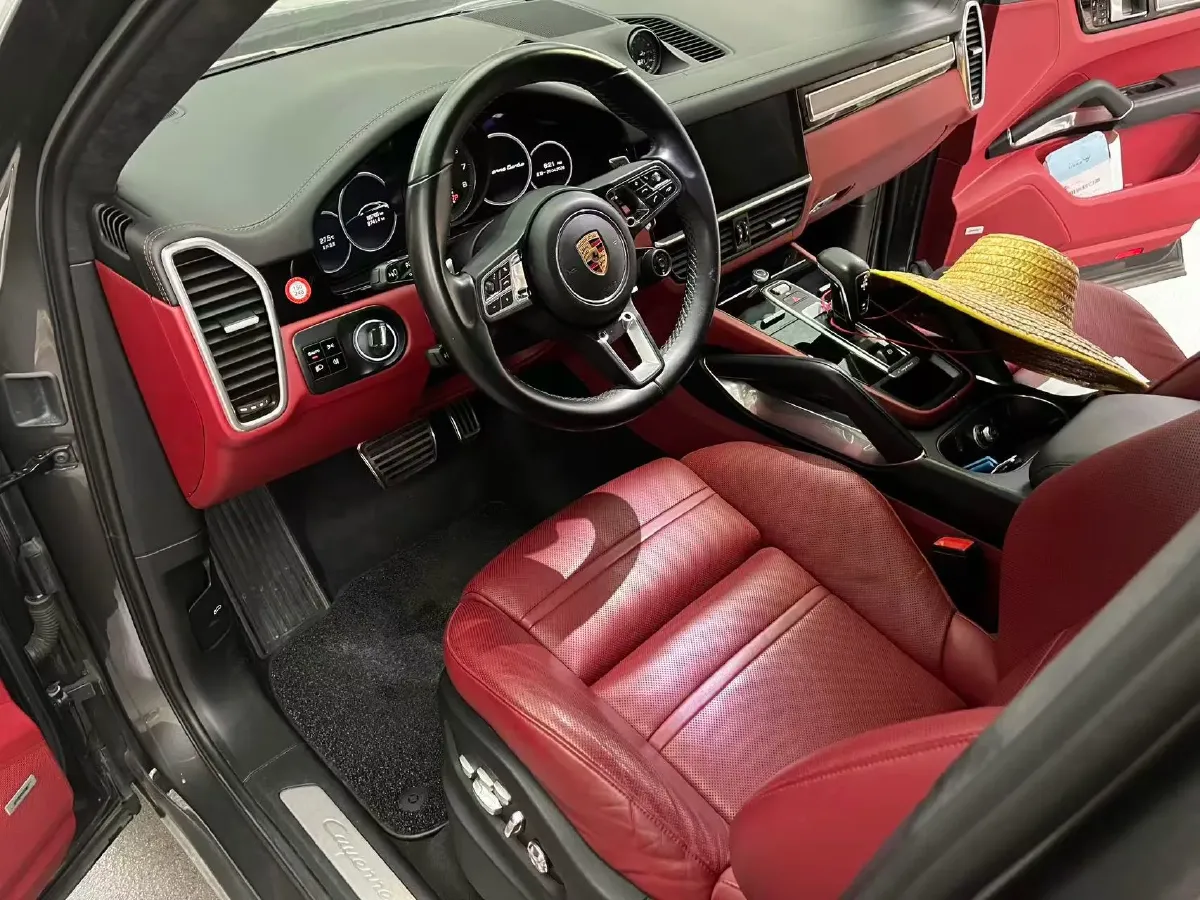 2019 Porsche Cayenne 4.0T 549HP V8 8AT,autocango,china used car exporter,china ev exporter,chinese used car exporter,chinese used ev exporter