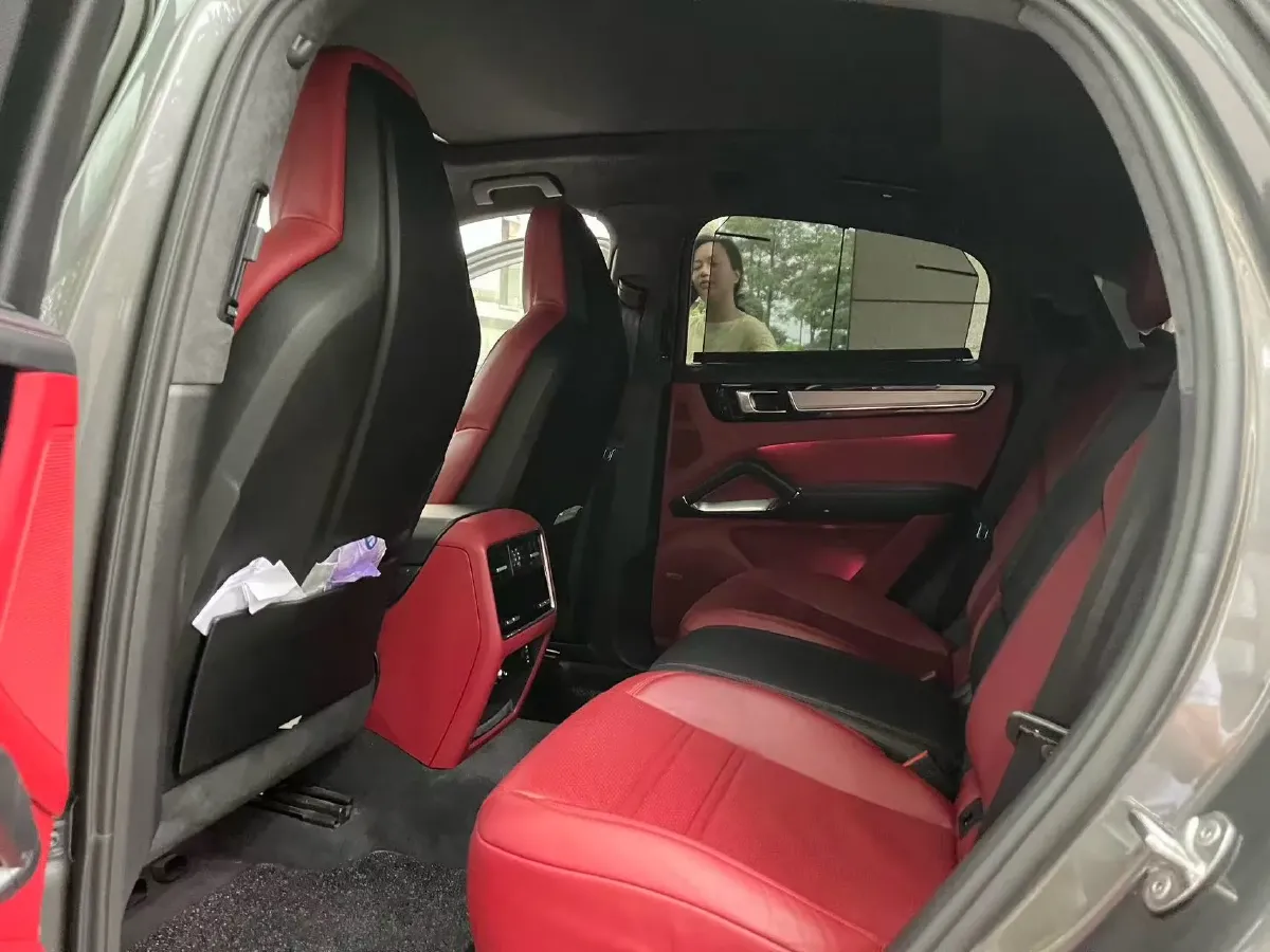 2019 Porsche Cayenne 4.0T 549HP V8 8AT,autocango,china used car exporter,china ev exporter,chinese used car exporter,chinese used ev exporter