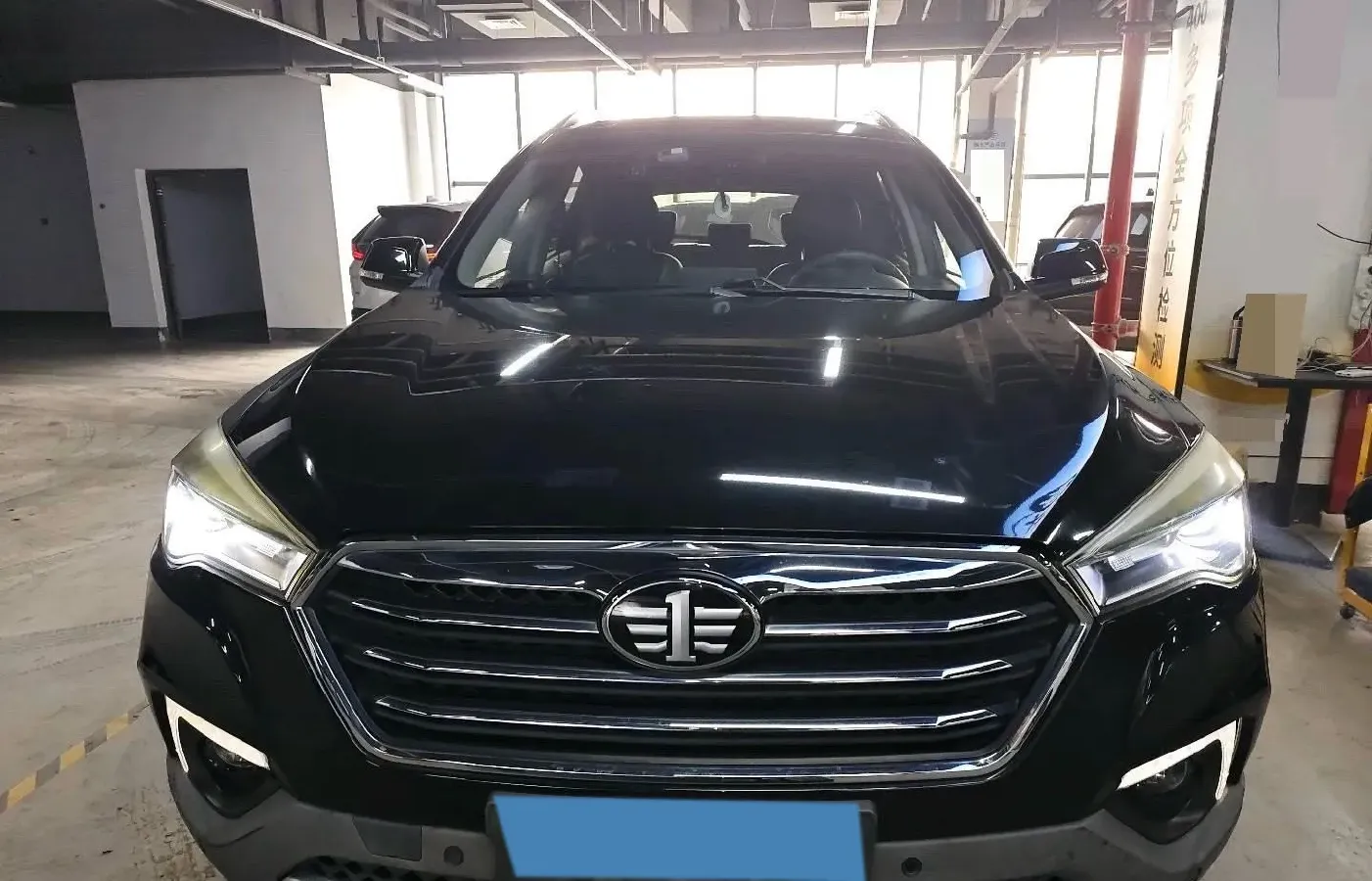 2018 Bestune X80 1.8T 186HP L4 6AT,autocango,china used car exporter,china ev exporter,chinese used car exporter,chinese used ev exporter