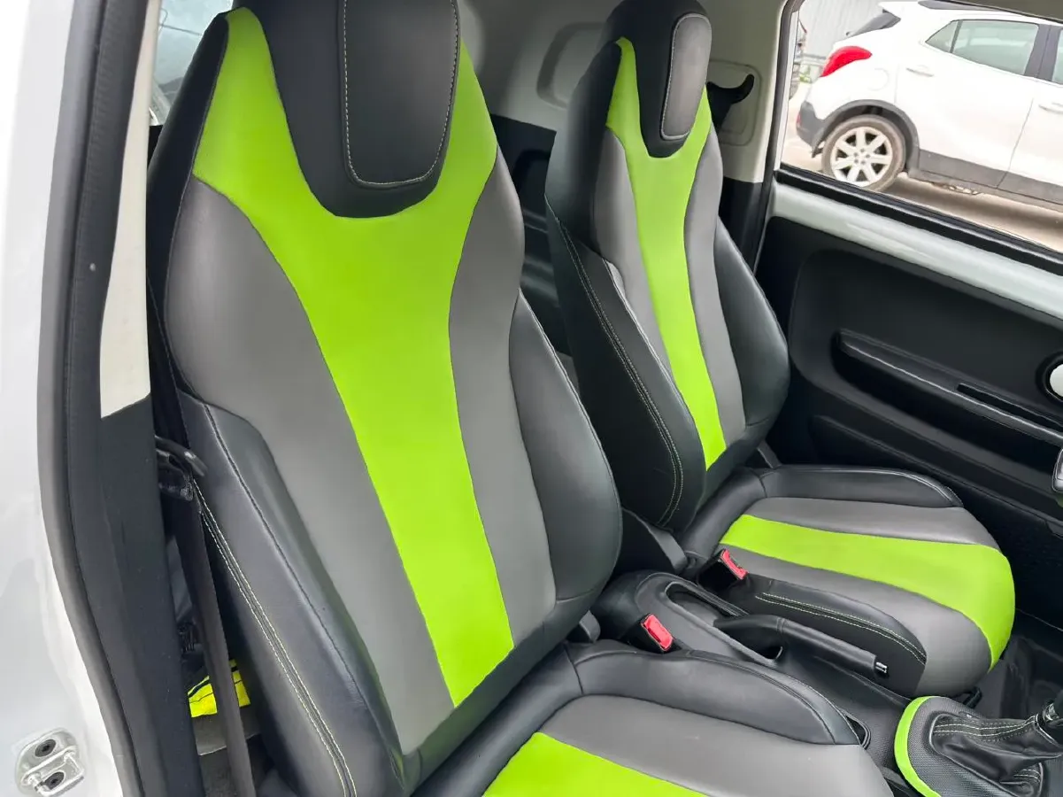 2020 Roewe Clever BEV 27KWH,autocango,china used car exporter,china ev exporter,chinese used car exporter,chinese used ev exporter