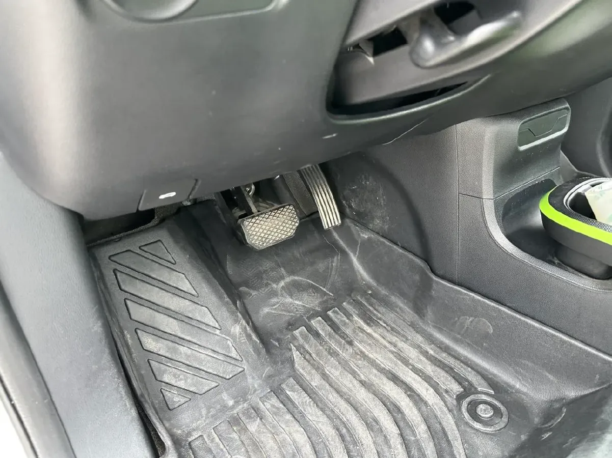 2020 Roewe Clever BEV 27KWH,autocango,china used car exporter,china ev exporter,chinese used car exporter,chinese used ev exporter