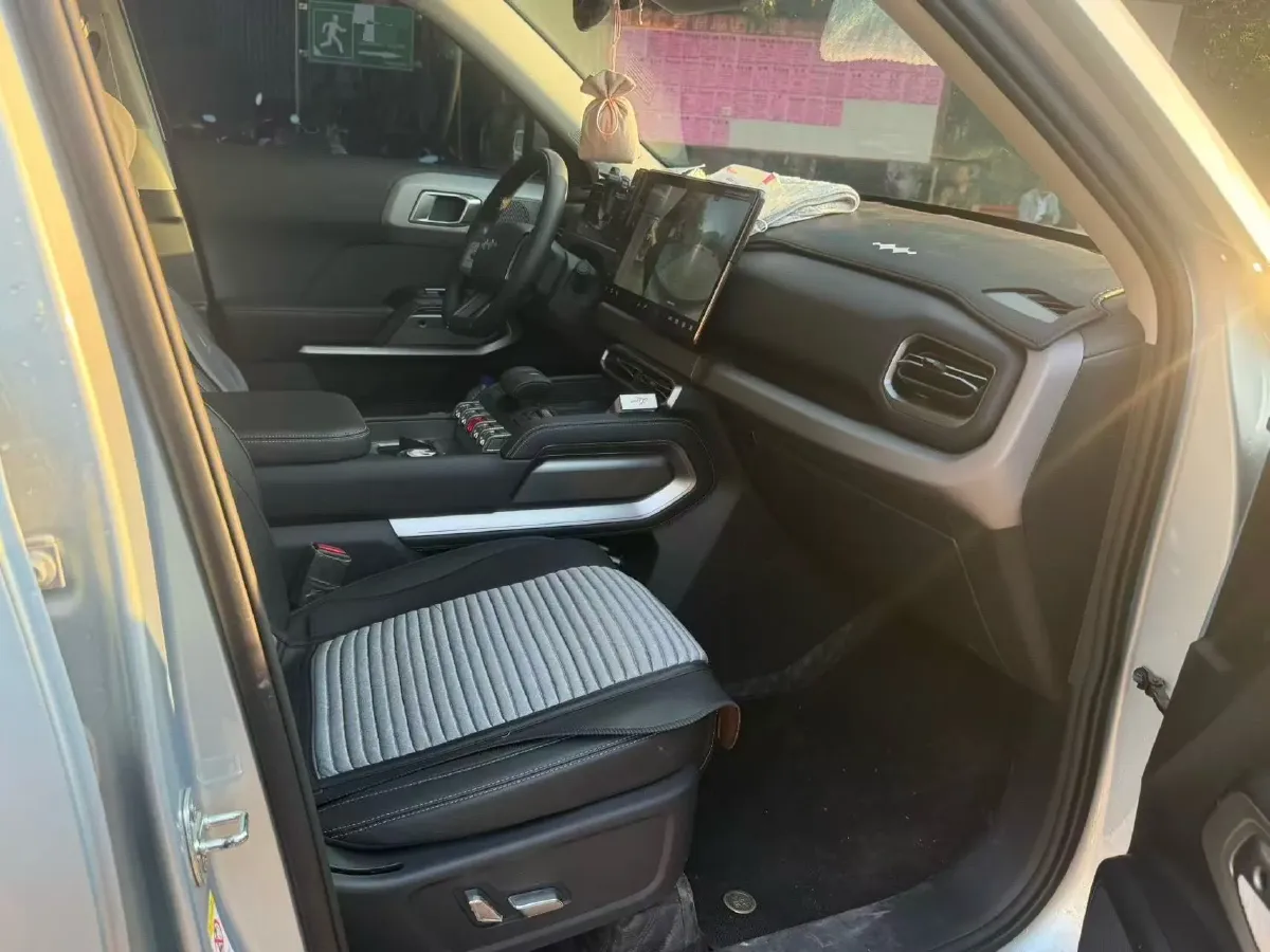 2025 FangChengBao Tai 3 BEV,autocango,china used car exporter,china ev exporter,chinese used car exporter,chinese used ev exporter