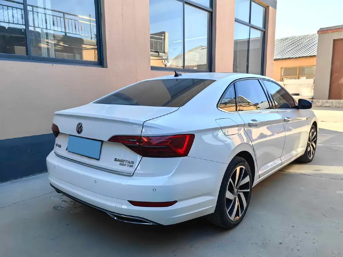 2021 Volkswagen Sagitar 1.4T 150HP L4 7DCT,autocango,china used car exporter,china ev exporter,chinese used car exporter,chinese used ev exporter