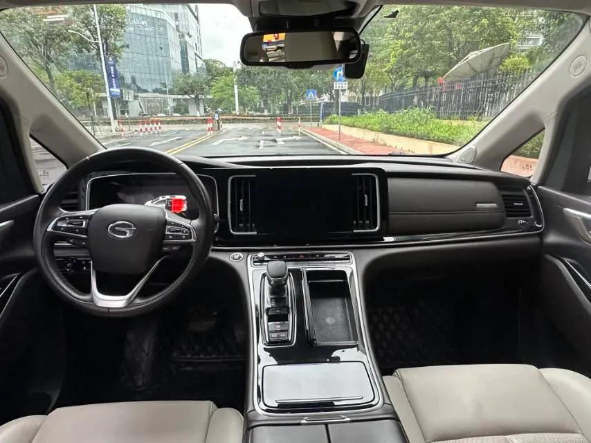 2021 GAC Trumpchi M8 2.0T 252HP L4 8AT,autocango,china used car exporter,china ev exporter,chinese used car exporter,chinese used ev exporter